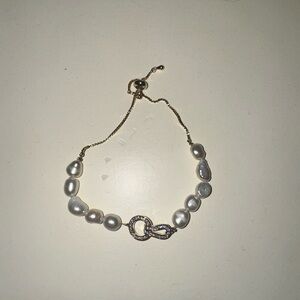 Pearl and Gold Adjustable Bracelet